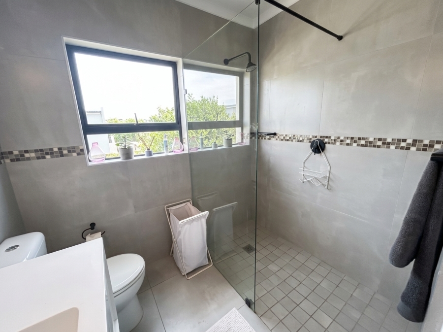 2 Bedroom Property for Sale in Table View Western Cape
